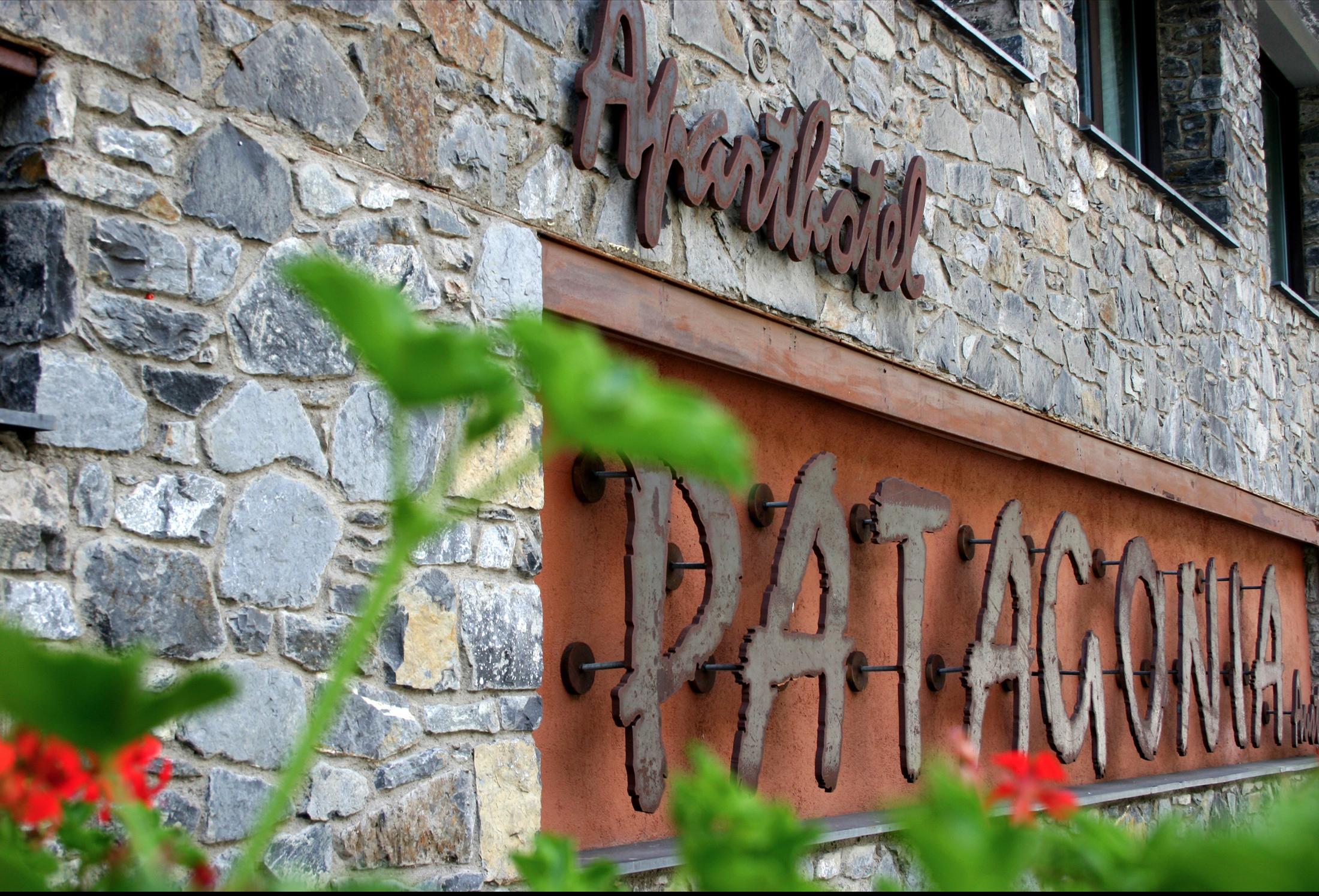 Hotel Yomo Patagonia à Arinsal Extérieur photo